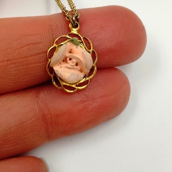 1928 Jewelry - 1928 Vintage Rose Dainty Necklace - Yellow Gold 8"